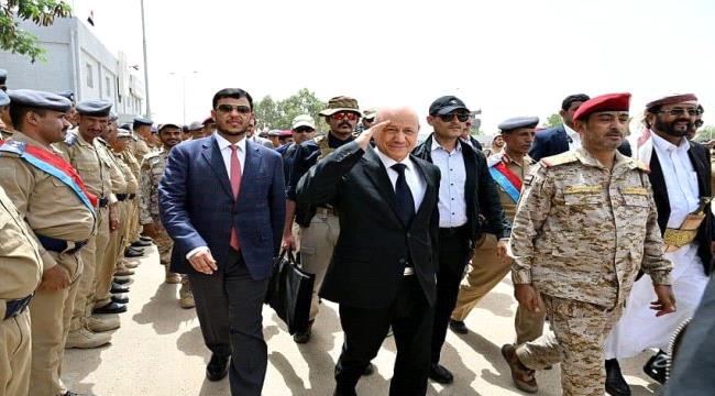 صحافي سعودي : الأوضاع في ‎#اليمن بعد زيارة الرئيس العليمي إلى مأرب لن تكون كما كانت قبل الزيارة